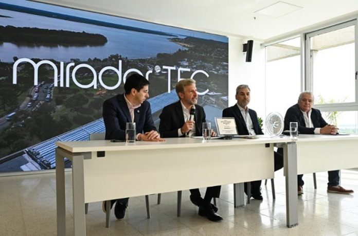 Frigerio lanzó Mirador Impulsa: incubadora de IA y tecnología en Entre Ríos