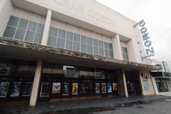 La demanda de $1.800 millones que pone en jaque al Teatro Odeón de Concordia