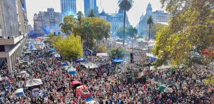 Más deuda, más mora: el informe que pone la lupa en Mercado Libre