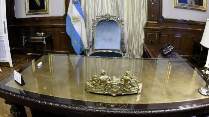 Honestidad, cabeza y equilibrio: el presidente que quieren los argentinos