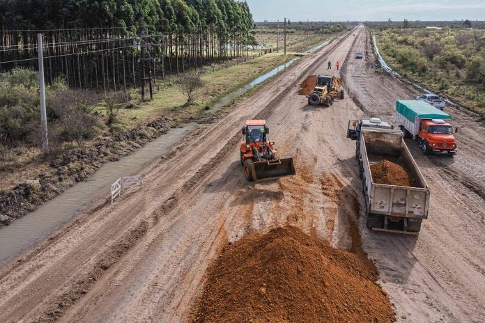 Entre Ríos aprobó la ley de consorcios camineros entre polémicas gremiales