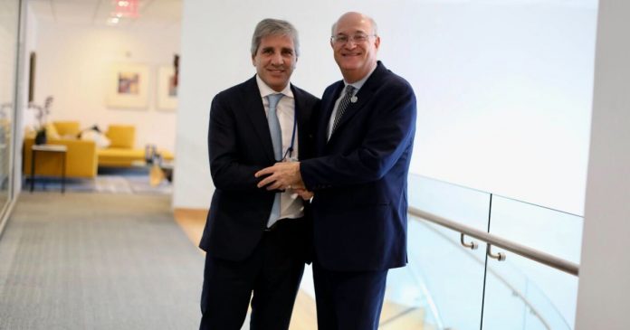 El Gobierno firmó US$530 millones: US$280 para obras viales en Entre Ríos