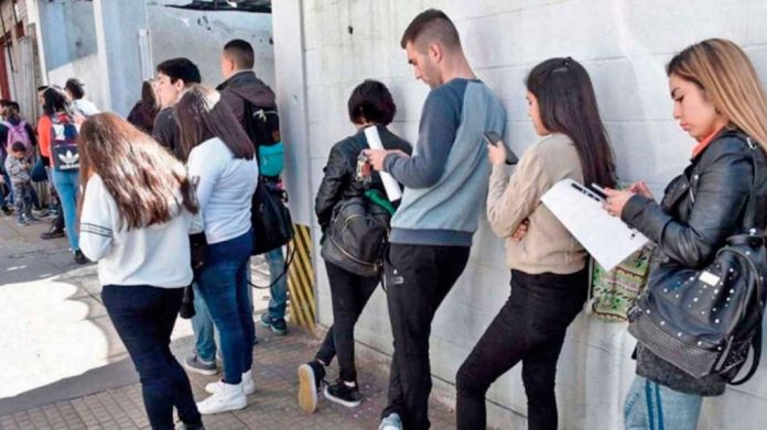 Casi 6 millones de trabajadores en Argentina quedan sin protección social