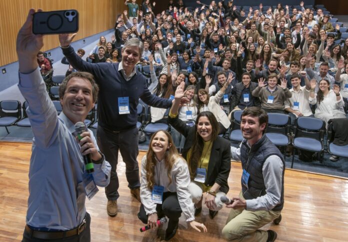 Empresarios cristianos en CABA pidieron 'paz y fraternidad' antes de visita papal