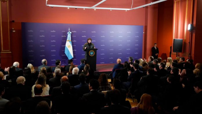 La Corte le daría aire al Gobierno para tumbar la sesión por el DNU 70