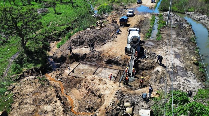 Concordia: la obra hidráulica que busca frenar el anegamiento en Bv. Ayuí