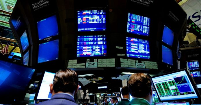 El riesgo país vuelve a escalar y salta a 635 puntos