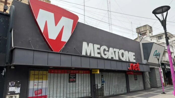 Megatone cerró su local de la Peatonal de Paraná y opera en Almafuerte