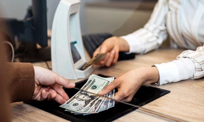 El BCRA rompió la cautela con u$s230 millones: Argentina mira la dolarización