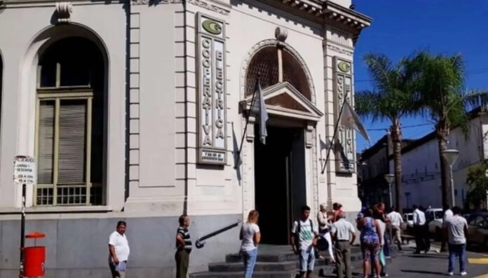 La foto del 23/10 será parecida: Maydana en la previa de la asamblea