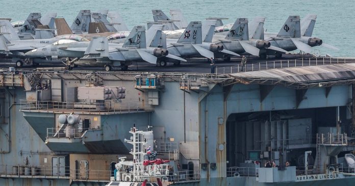 EE.UU. envía 9.000 soldados y un tercer portaaviones a Oriente Medio