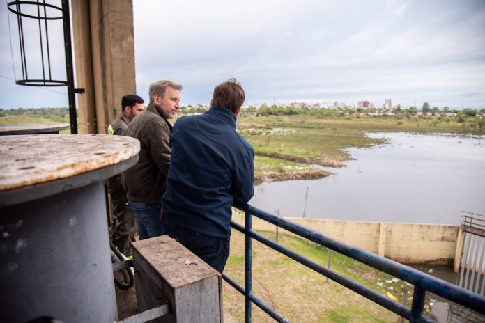 Río Uruguay: Frigerio y Azcué evaluaron la defensa sur en Concordia