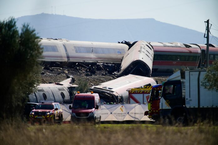 Choque de trenes en Toledo, España: al menos 69 muertos y dos argentinos