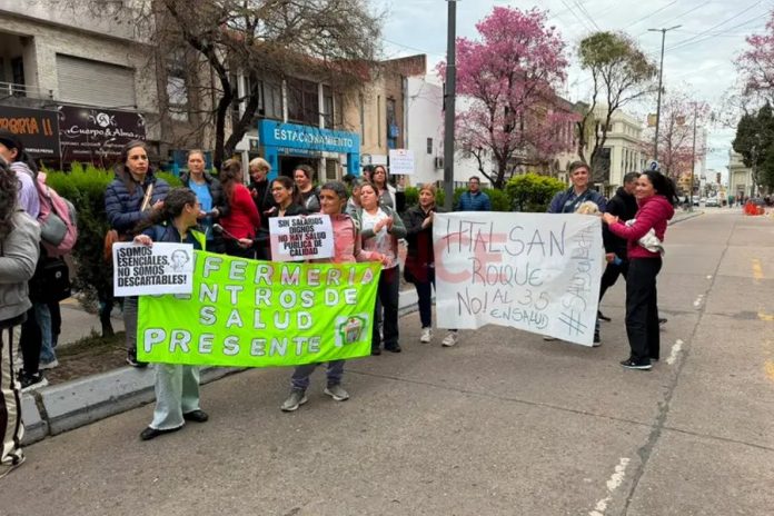 Enfermeros en la calle: salarios, sobrecarga y pases a planta