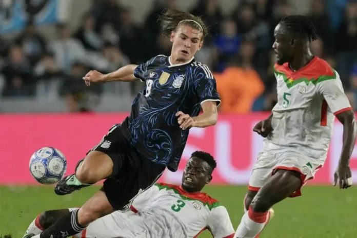 Argentina goleó 6 a 0 a Burkina Faso en el Monumental