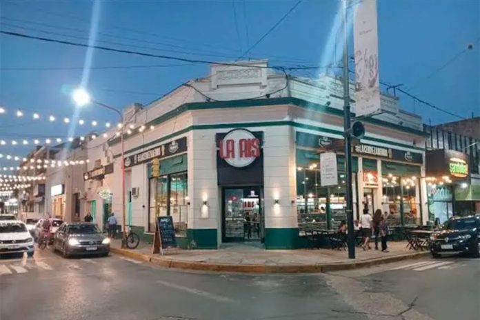 Cierra La Ris, el tradicional café-restó de Concepción del Uruguay