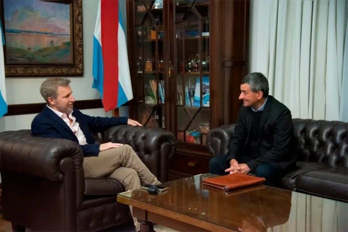 Frigerio y Pasinatto repasaron acceso, hospital y escuela en Gobernador Mansilla