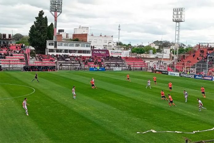 Patronato y Güemes empatan 0 a 0 en el Grella de Paraná