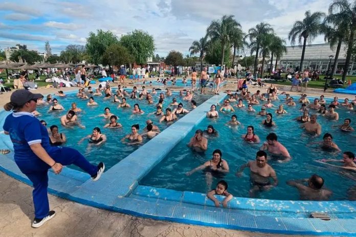 Colón: 70% de ocupación turística y sin evacuados pese a la creciente