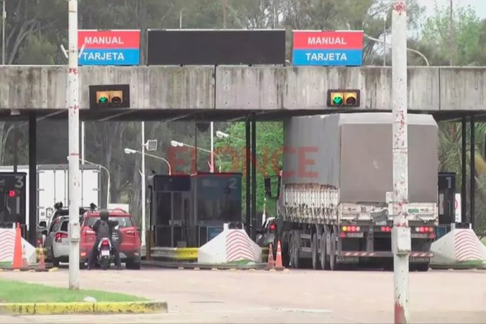 Más de 48.000 vehículos cruzaron el Túnel Subfluvial: demoras para el lunes