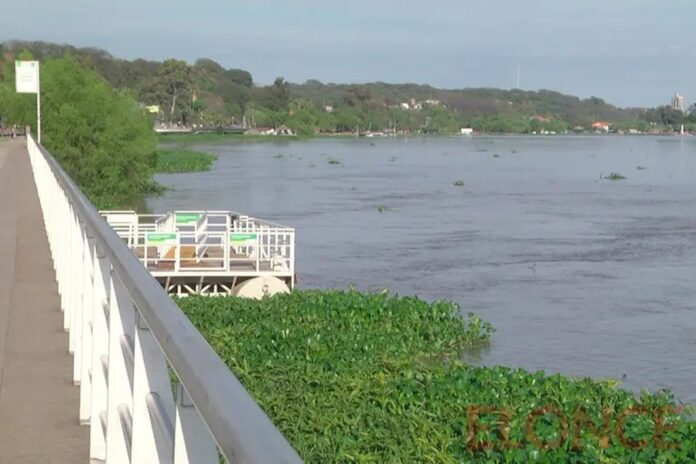 El Paraná llegó a 4,29 metros: cambiaron el embarque de las excursiones