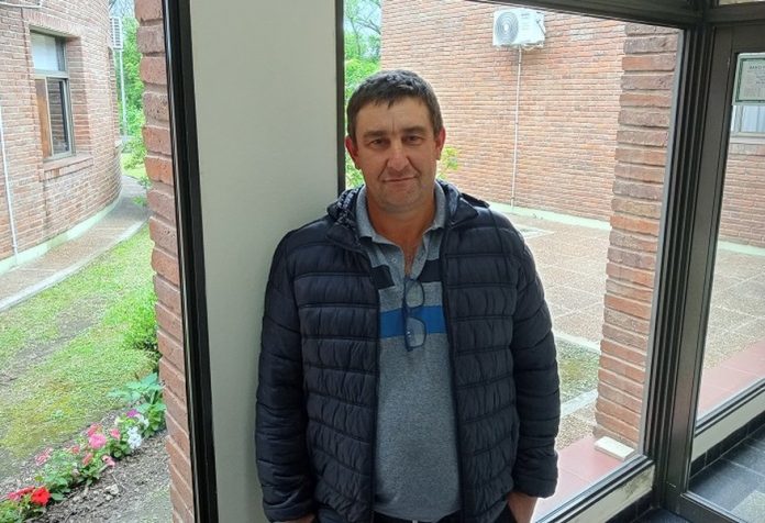 Molo, de la FECIER: 'Para ser dirigentes hay que ser libres y no estar atados a ningún partido'