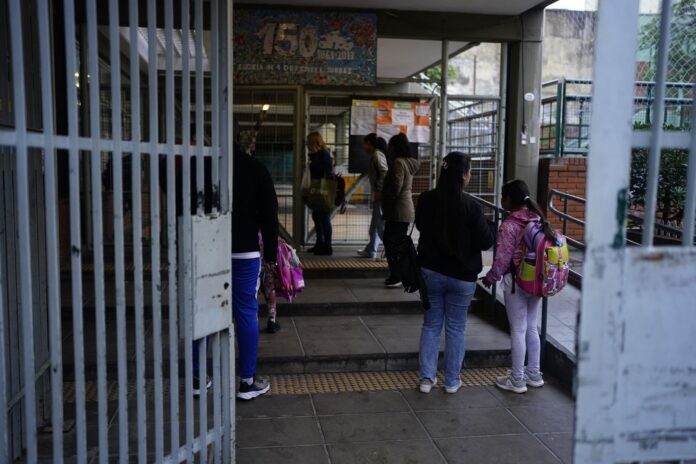 Paro docente nacional: ¿hay clases este jueves 29 de octubre?