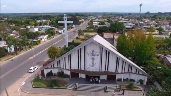 El Concejo de Concordia condonó $385.995,98 a una parroquia por cordón cuneta