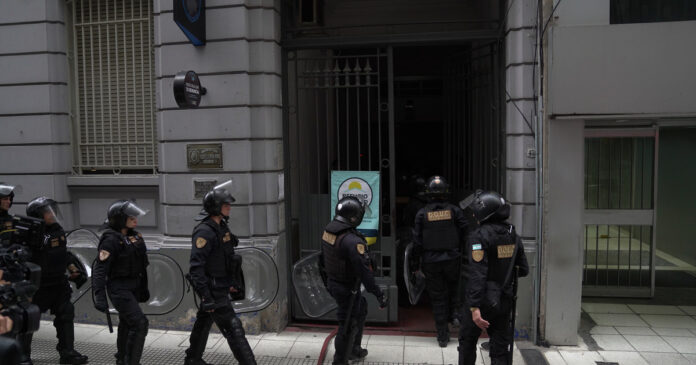 Toma de rehenes en Microcentro: vaciaron la alcaidía en Buenos Aires