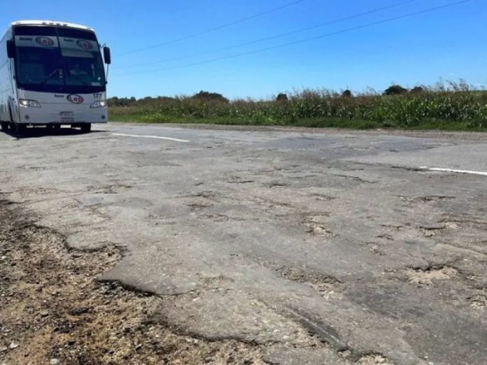 La UTA alertó al Gobierno: entre 70% y 75% de rutas en mal estado