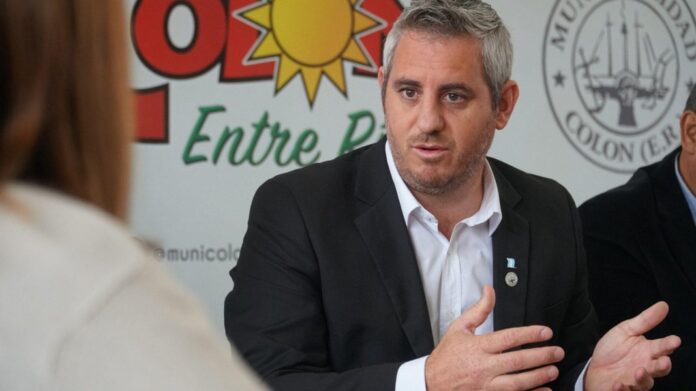 Colón: la oposición busca un voto para revertir el veto a las obleas turísticas
